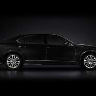 LS 460-600h